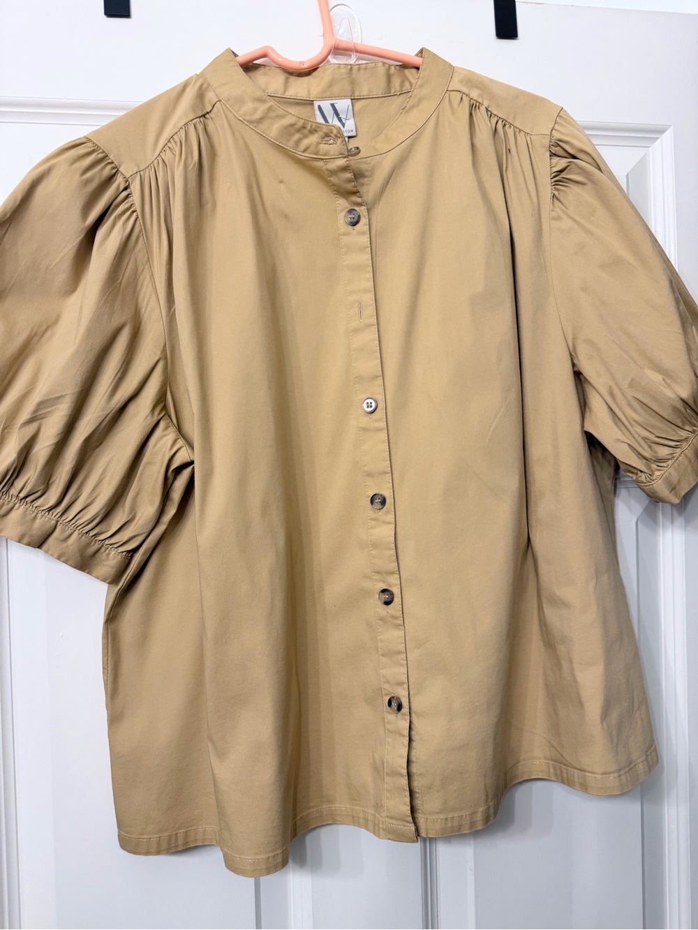Worthington Tan Puff Sleeve Button-Front Top